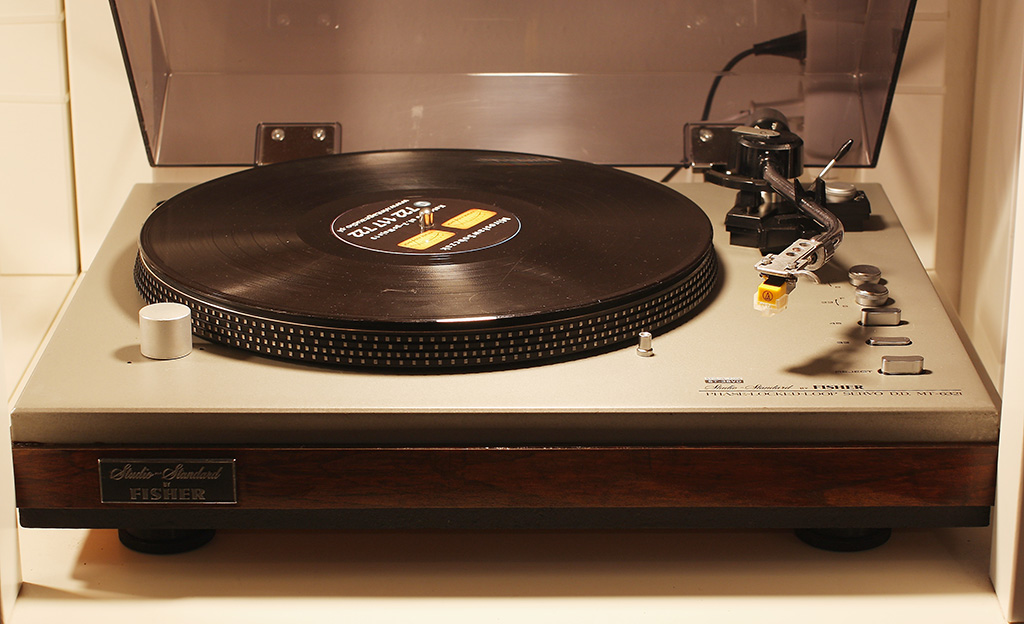 Gramofon  Fisher Studio Standard MT-6321