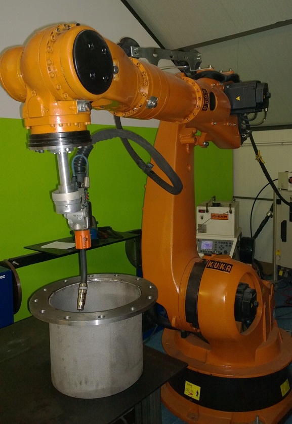 ROBOT SPAWALNICZY - KUKA - CLOOS, zasięg R = 2900