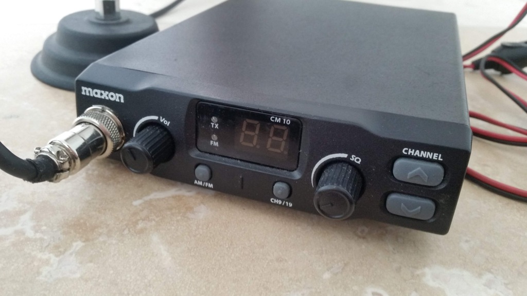 CB Radio Maxon CM10 + Antena President 65cm