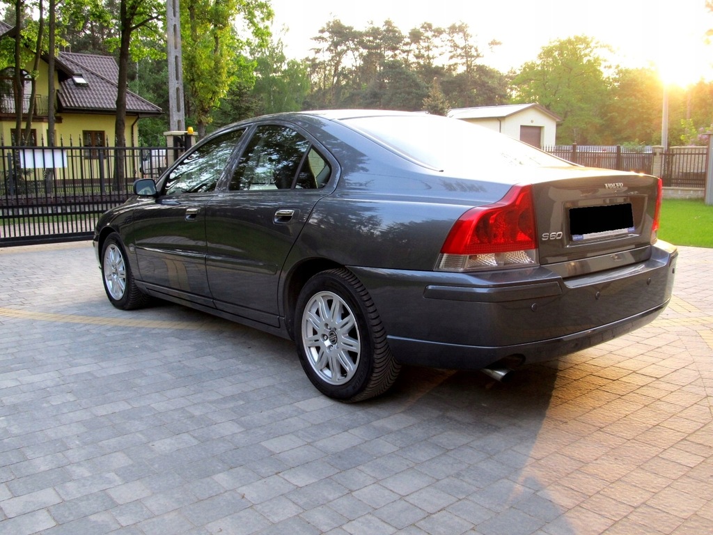 Volvo S60 2,4 D5 Summum+Pakiet Chrom - 7503898004 ...