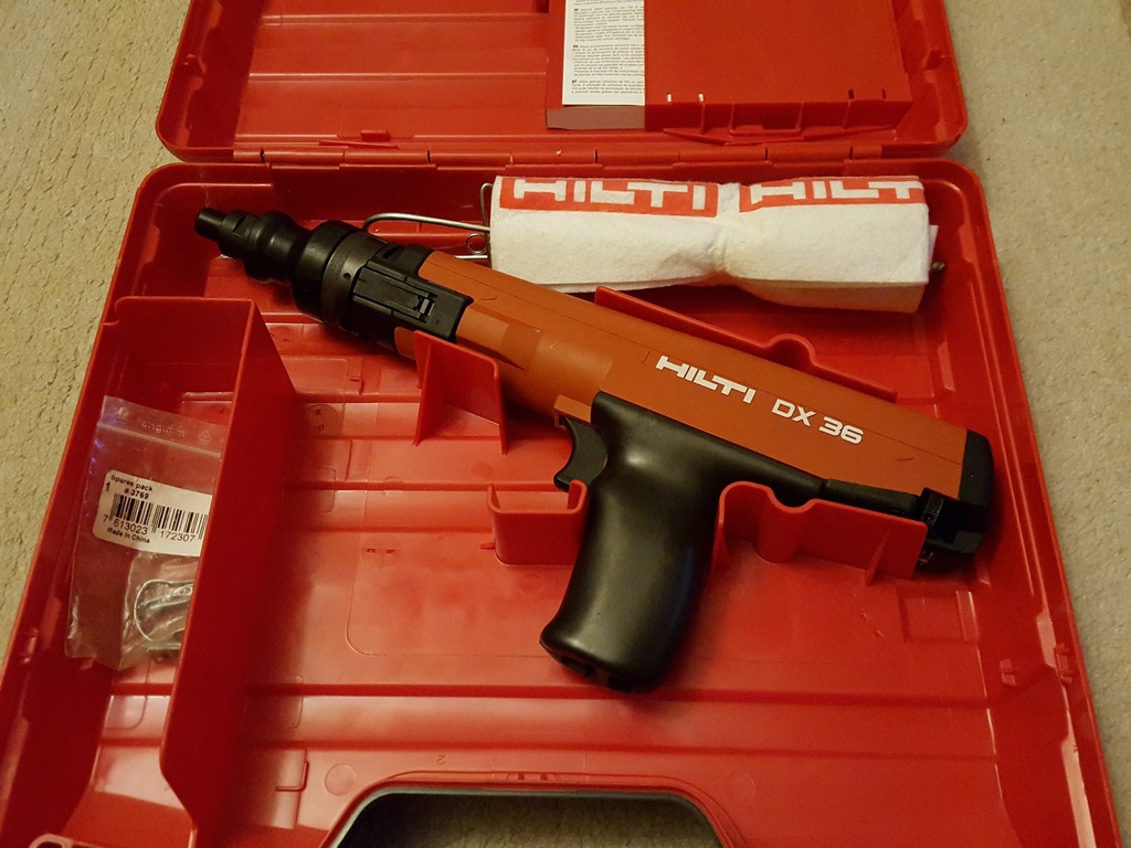 Osadzak pistolet kołkownica Hilti DX 36 nieużywany