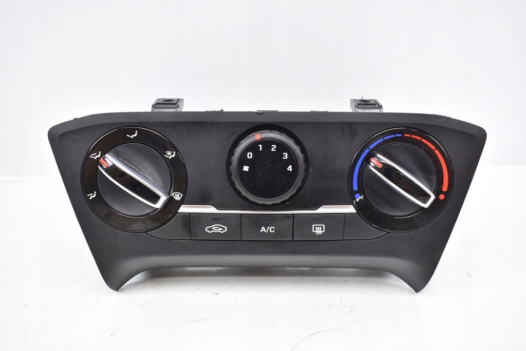 PANEL NAWIEWU KLIMATYZACJI HYUNDAI I20 II 14-