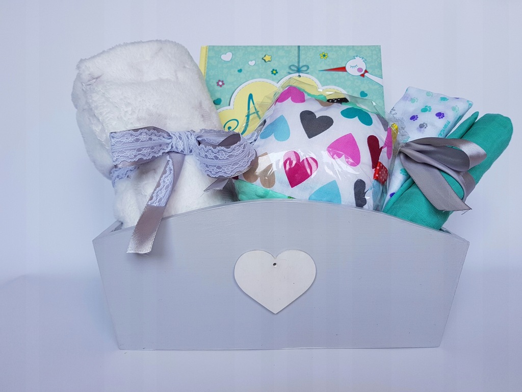 Gotowy prezent wyprawka box dla dziecka babyshower
