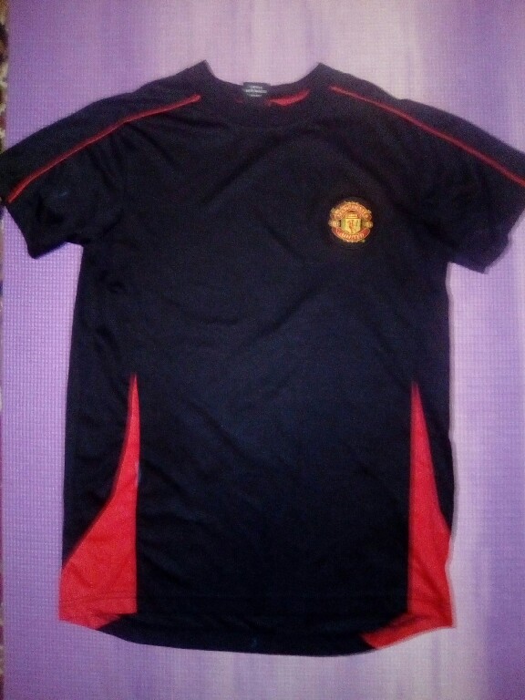 Manchester United koszulka rozmiar 12/13 160 cm
