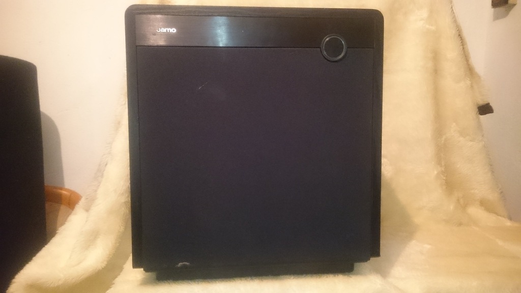 Subwoofer aktywny JAMO SUB 660