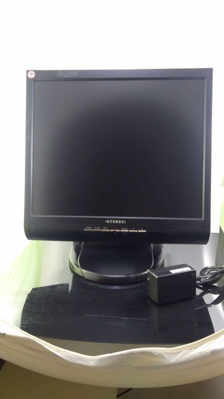 MONITOR TV LCD HYUNDAI L17T - 17"