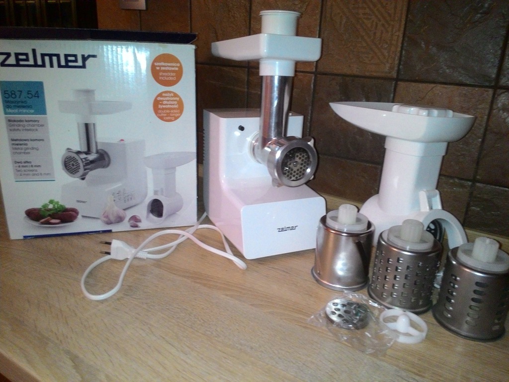 Maszynka do mięsa z szatkownicą ZMM0554W Zelmer 7308840062 Maszynka do mięsa z szatkownicą ZMM0554W Zelmer 7308840062