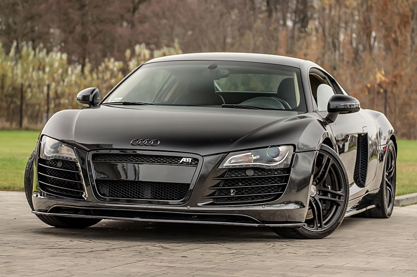 AUDI R8 - V8 FSI 420KM -MANUAL - 62 TYŚ KM- UNIKAT