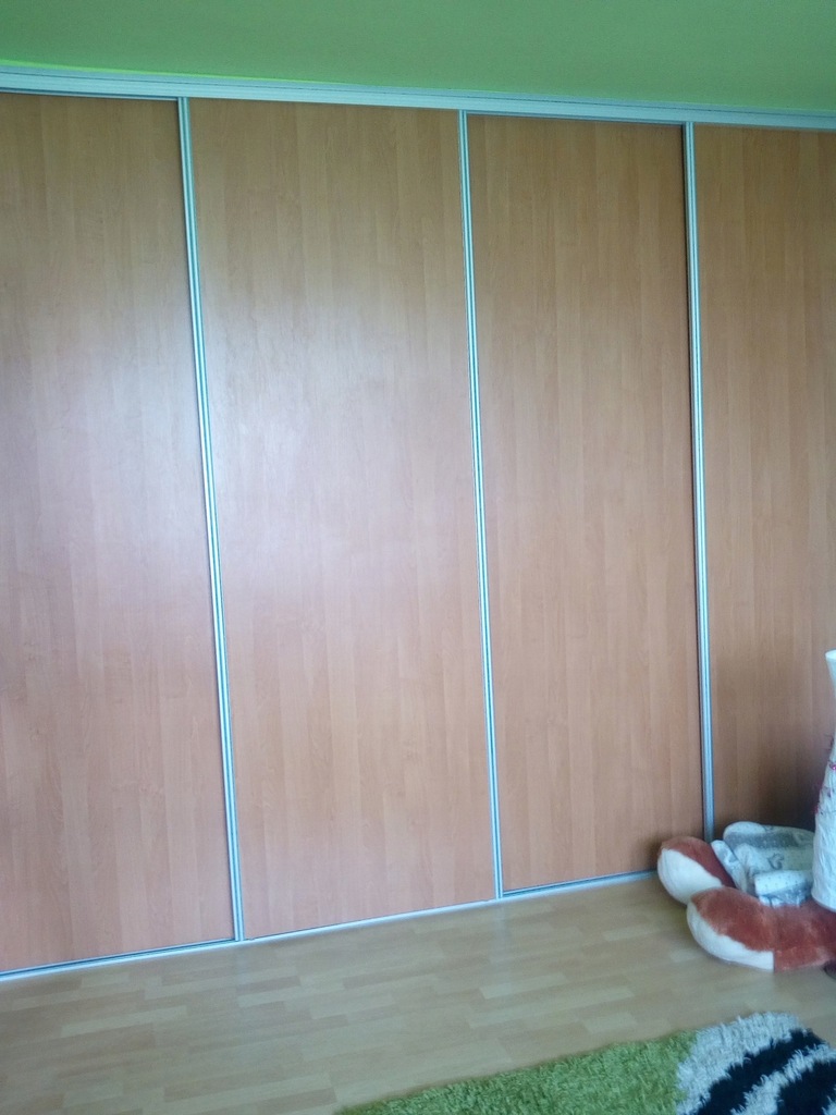 Szafa do zabudowy 340x260 z drzwiami przesuwanymi
