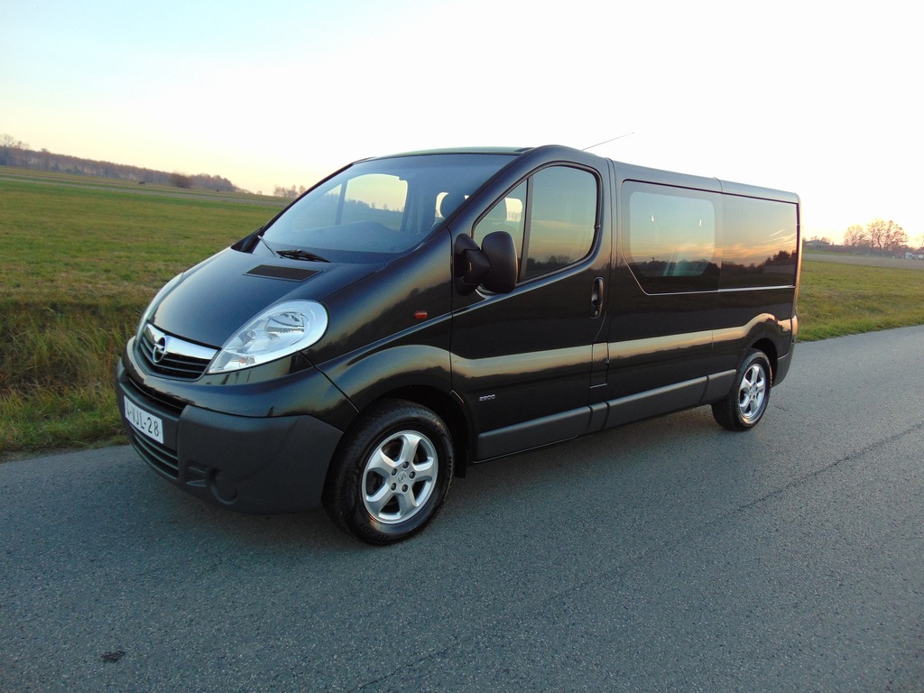 Opel vivaro 2