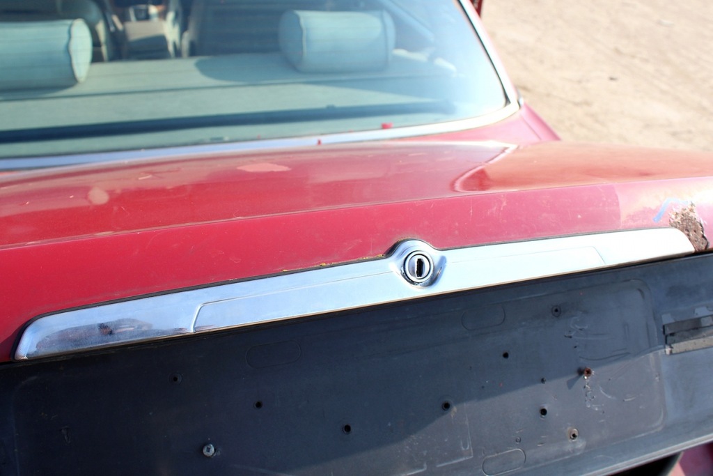 Listwa chromowana klapy tylnej Jaguar XJ40 86-94