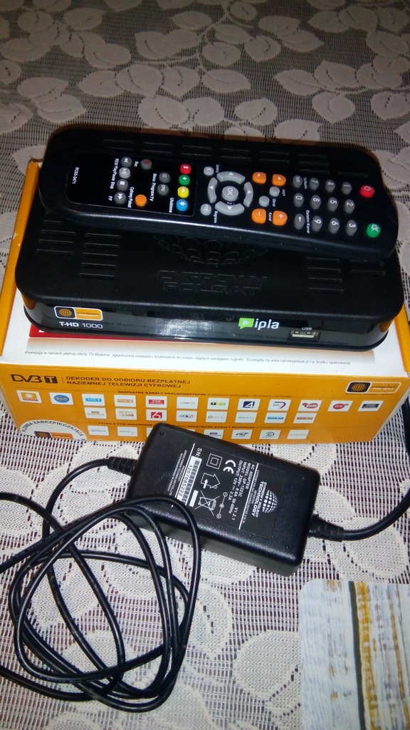 TUNER T-HD1000 Z IPLĄ