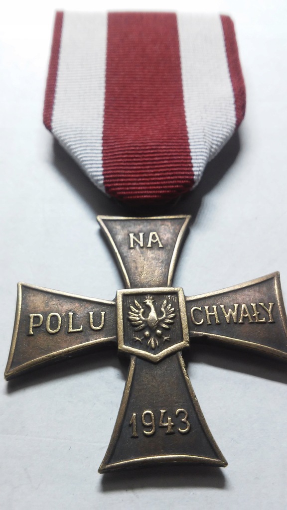 Krzyż Walecznych 1943