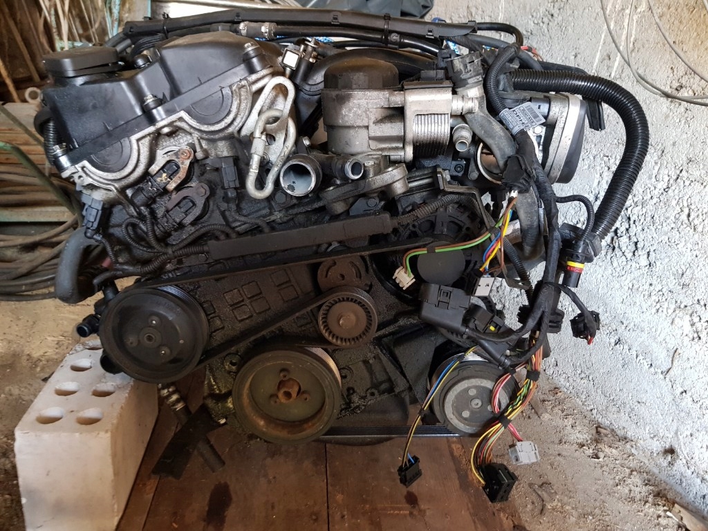 BMW 318 E46 SILNIK N42 B20 VELVETRONIC