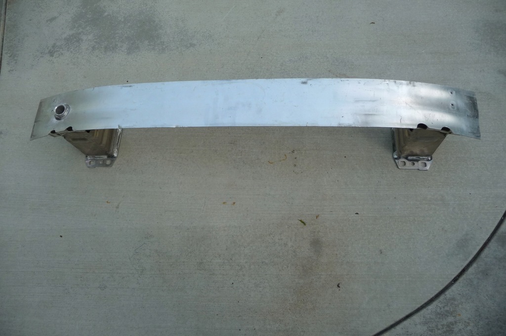 Belka przód AUDI A8 D4 4H0807109C ORYGINAŁ CAŁA