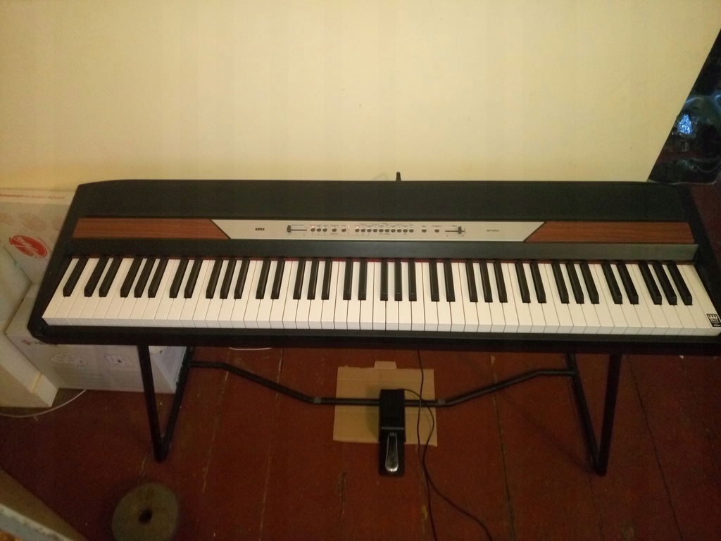 Pianino cyfrowe Korg sp-250