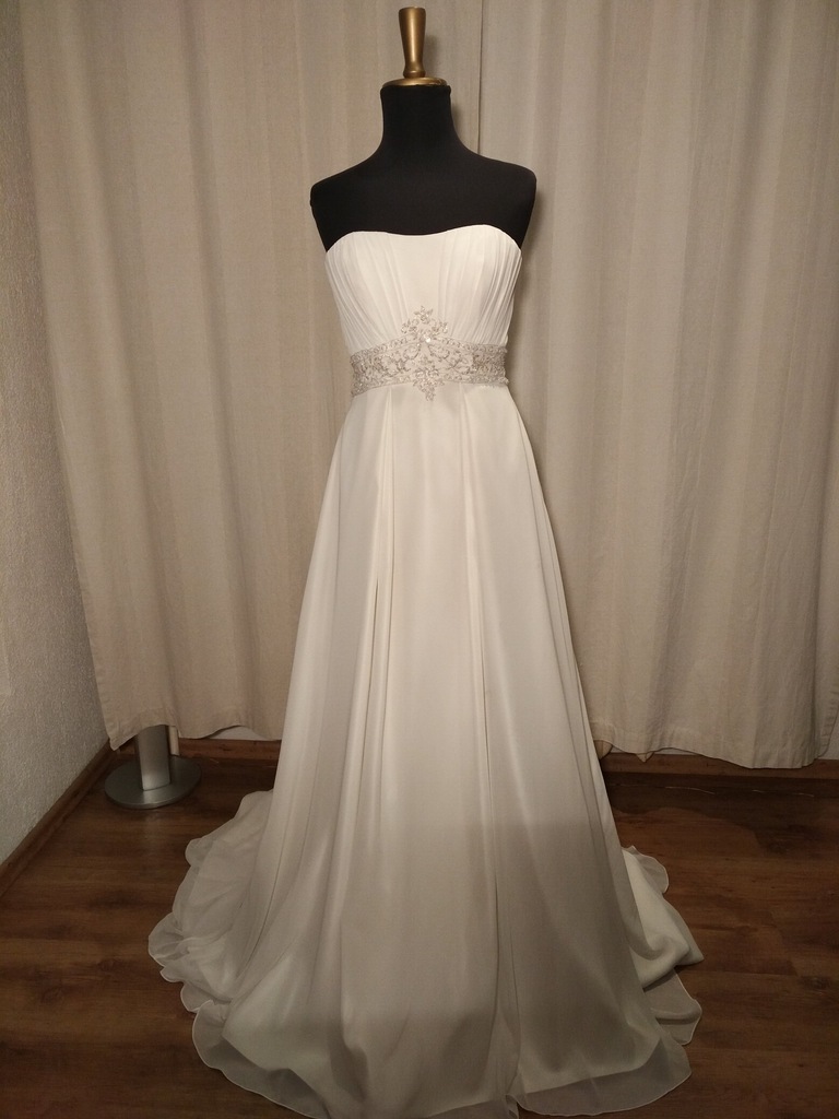 Romantyczna suknia ślubna ATELIER DIAGONAL -70%