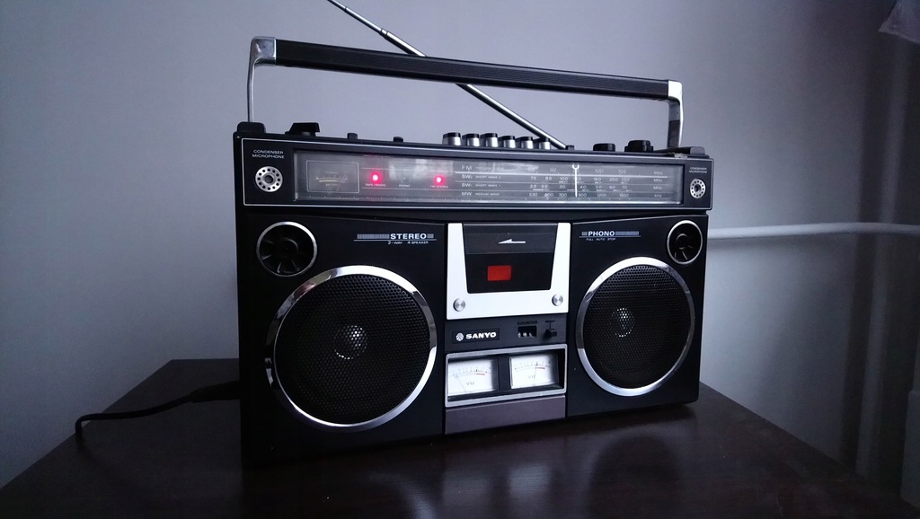 Radiomagnetofon BOOMBOX SANYO M4500KE Vintage