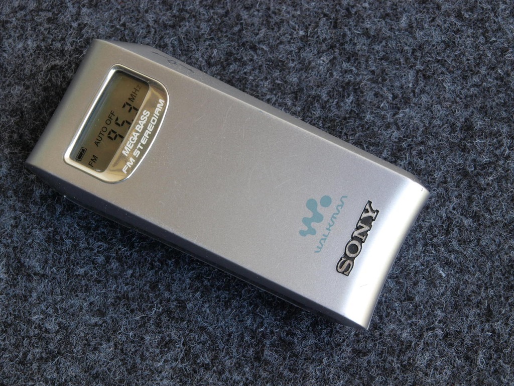 Mini radio Sony SRF-M95