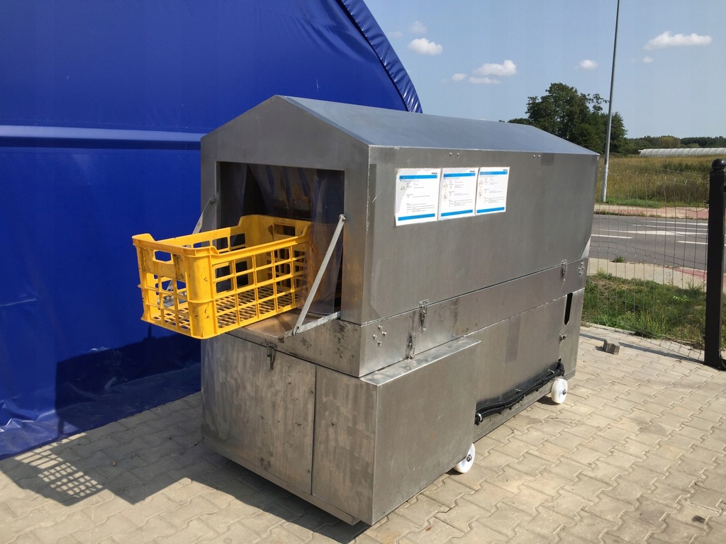 myjka tunelowa przelotowa do pojemników