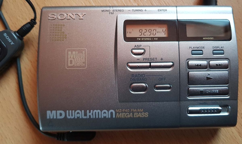 SONY MD Walkman MZ-F40 Radio AM/FM Zestaw -POLECAM