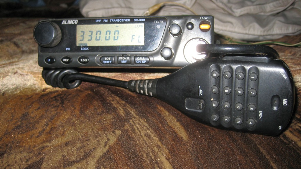 RADIOSTACJA, TRANSCEIEVIER ALINCO DR-330.