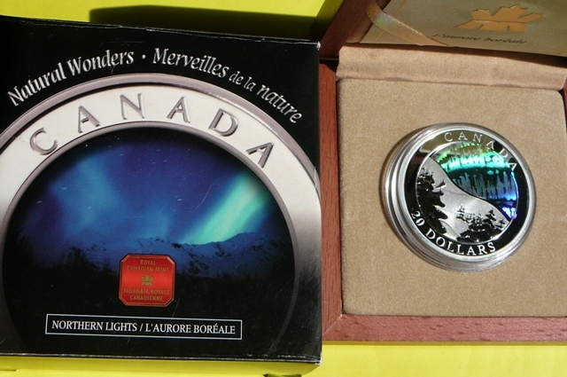 20$ KANADA 2004 -ZORZA POLARNA- HOLOGRAM-Ag 999-Oz