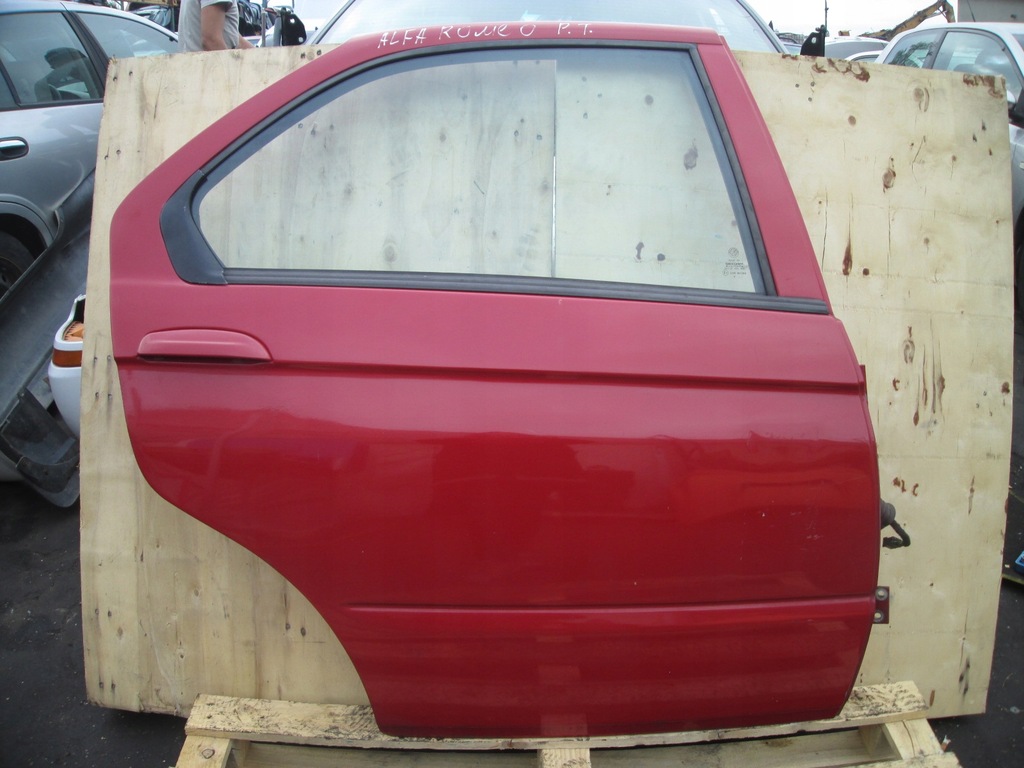 ALFA ROMEO 146 DRZWI TYŁ PRAWE