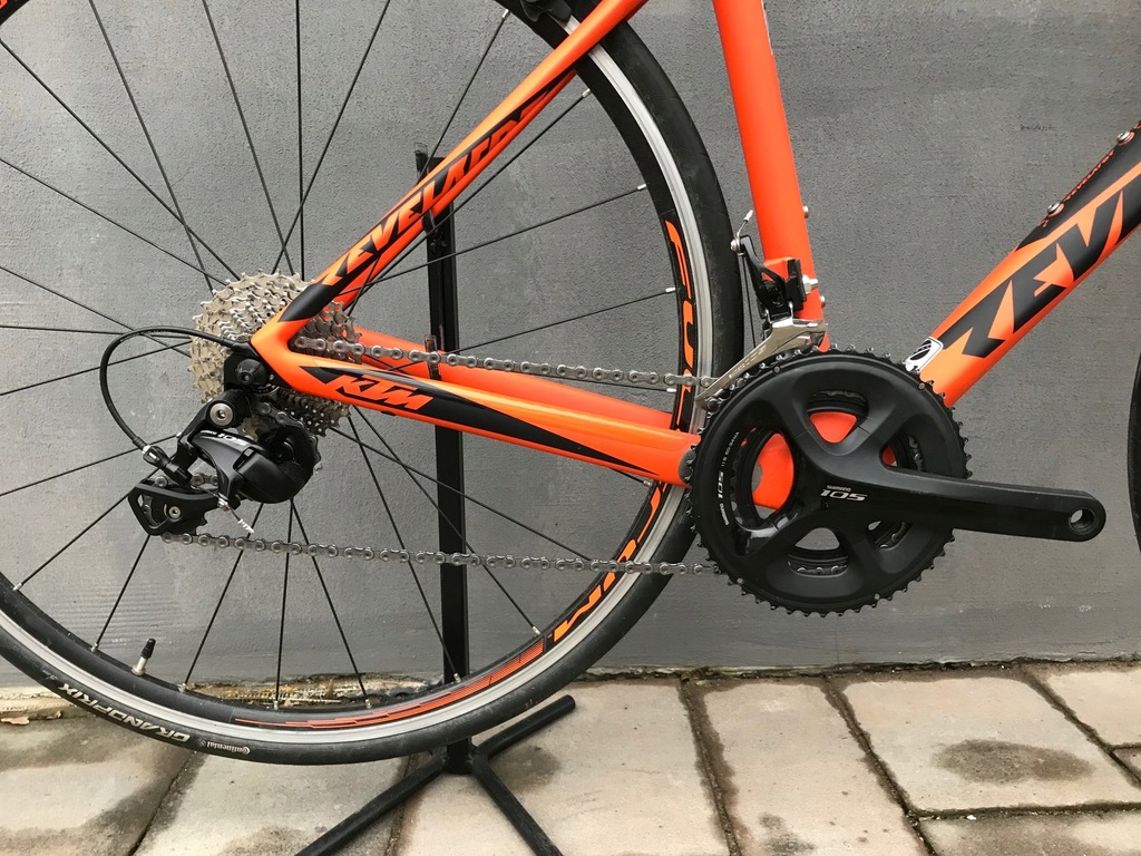 Rower szosowy KTM Revelator 3500 Carbon Shimano105 7686360845