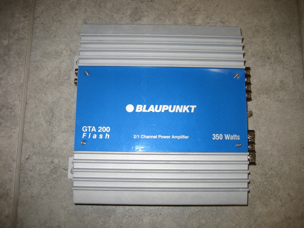 wzmacniacz samochodowy Blaupunkt GTA 200 Flash