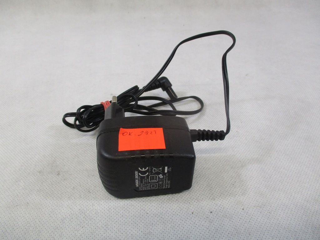 BLACK&DECKER 90545059 VD090010J 9V 100mA - Ac adapter