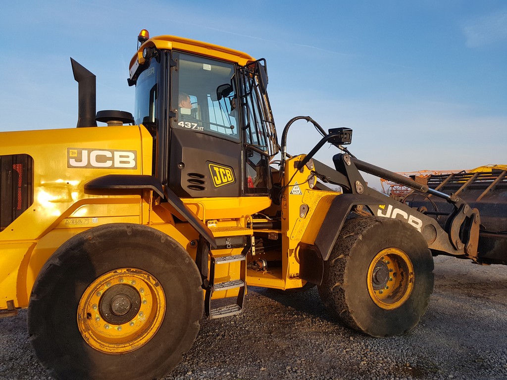 Ładowarka kołowa JCB 437 HT, DŁUGIE RAMIĘ, 2013 r