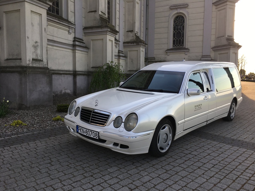 Karawan Pogrzebowy Mercedes W 210 2.7CDI