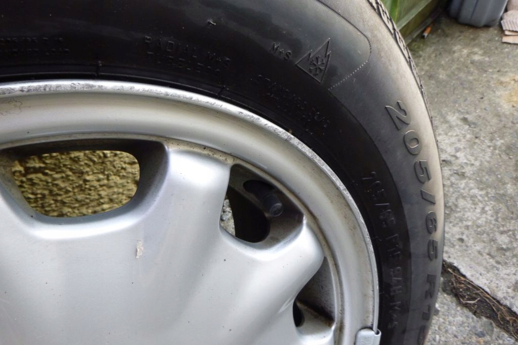MERCEDES E KLASA 210 discs aluminium