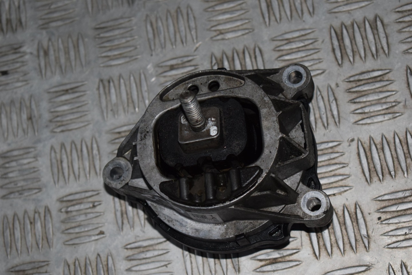 engine mount BMW X3 F25 4076171