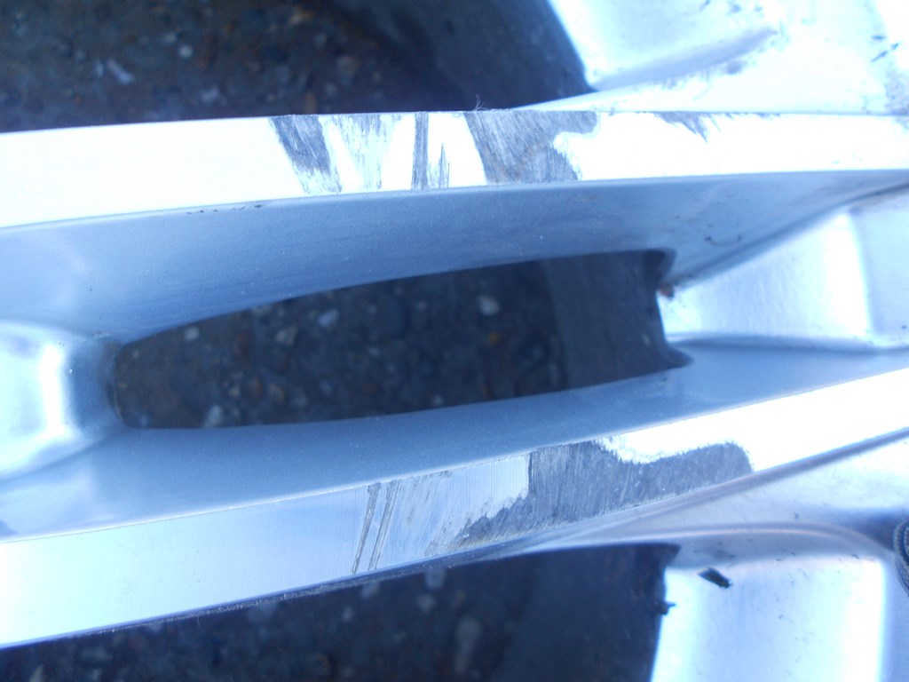 disc aluminium 5x108 ET45 18"