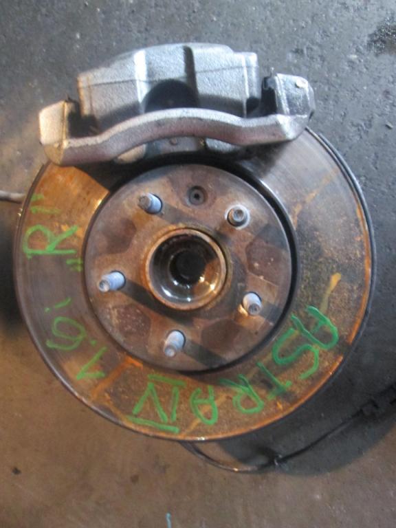 swing swings Opel Astra 4 1.6i