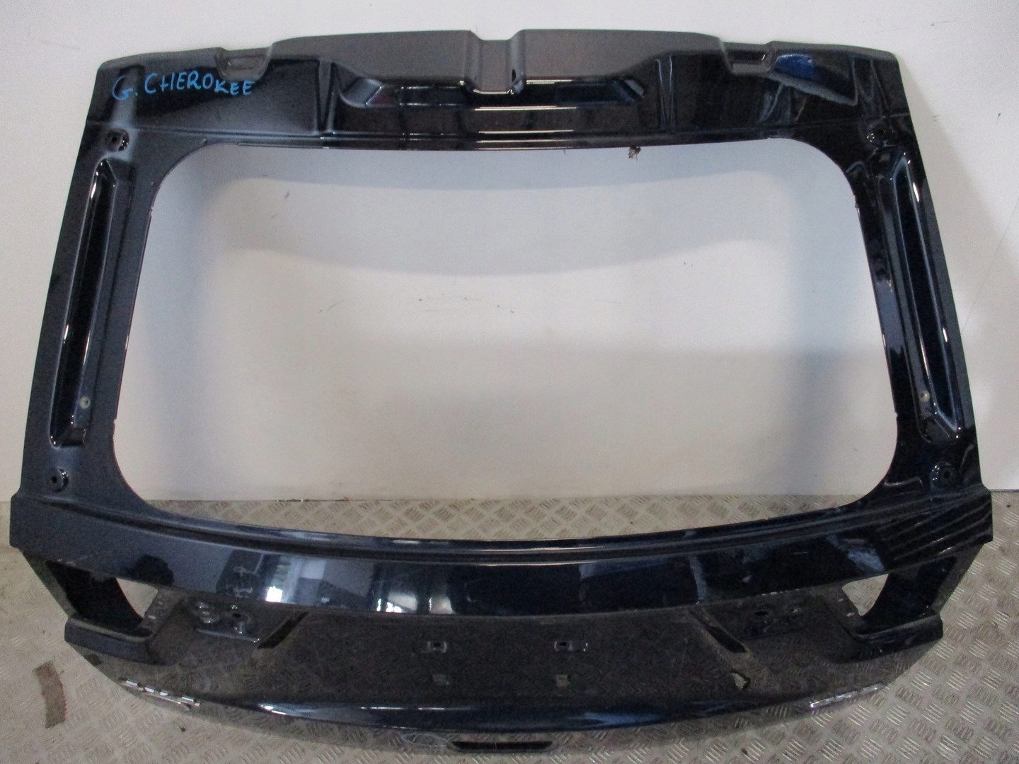boot doors JEEP GRAND CHEROKEE unprotected