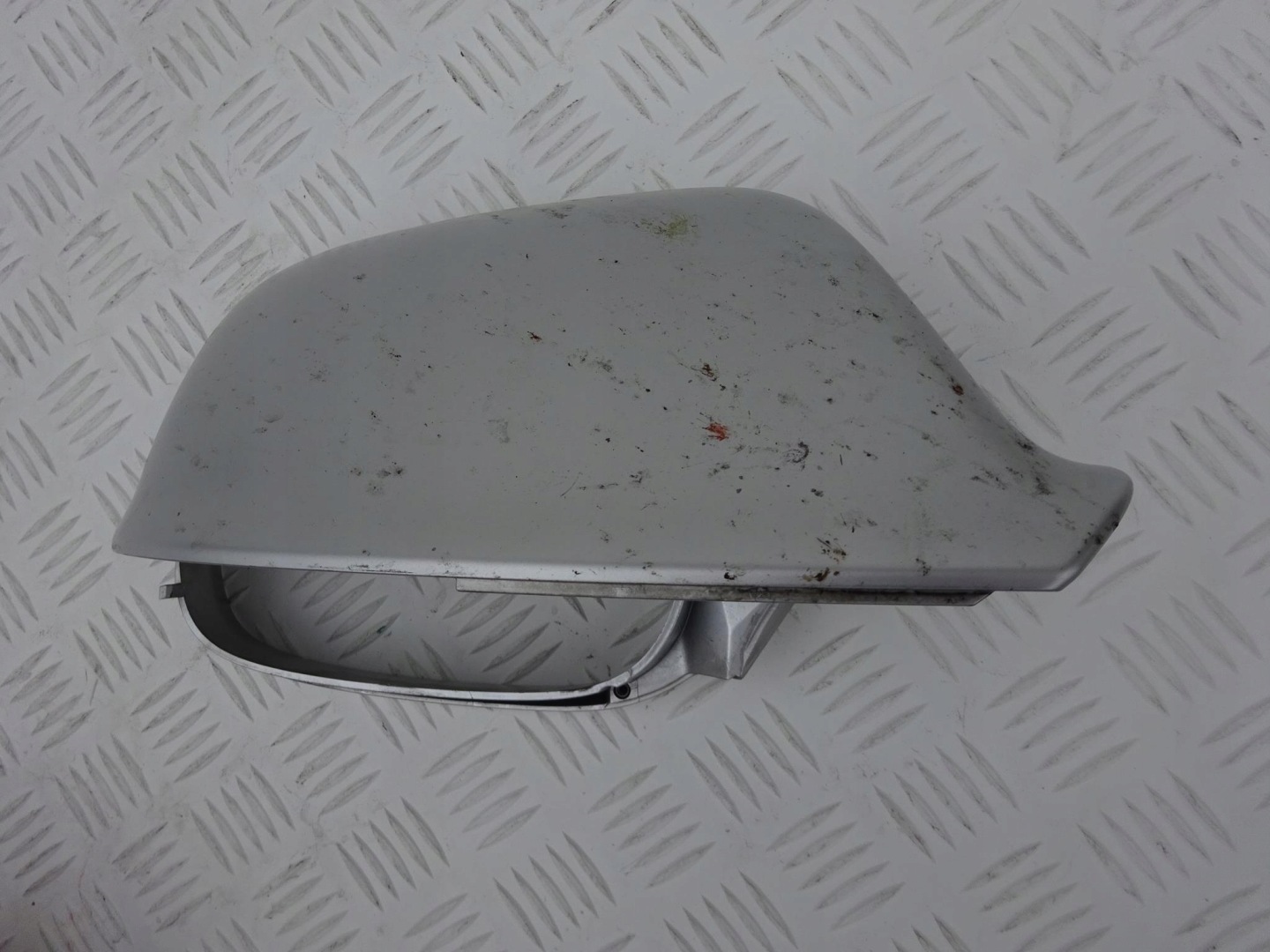 AUDI SQ5 8R0 mirror right cover