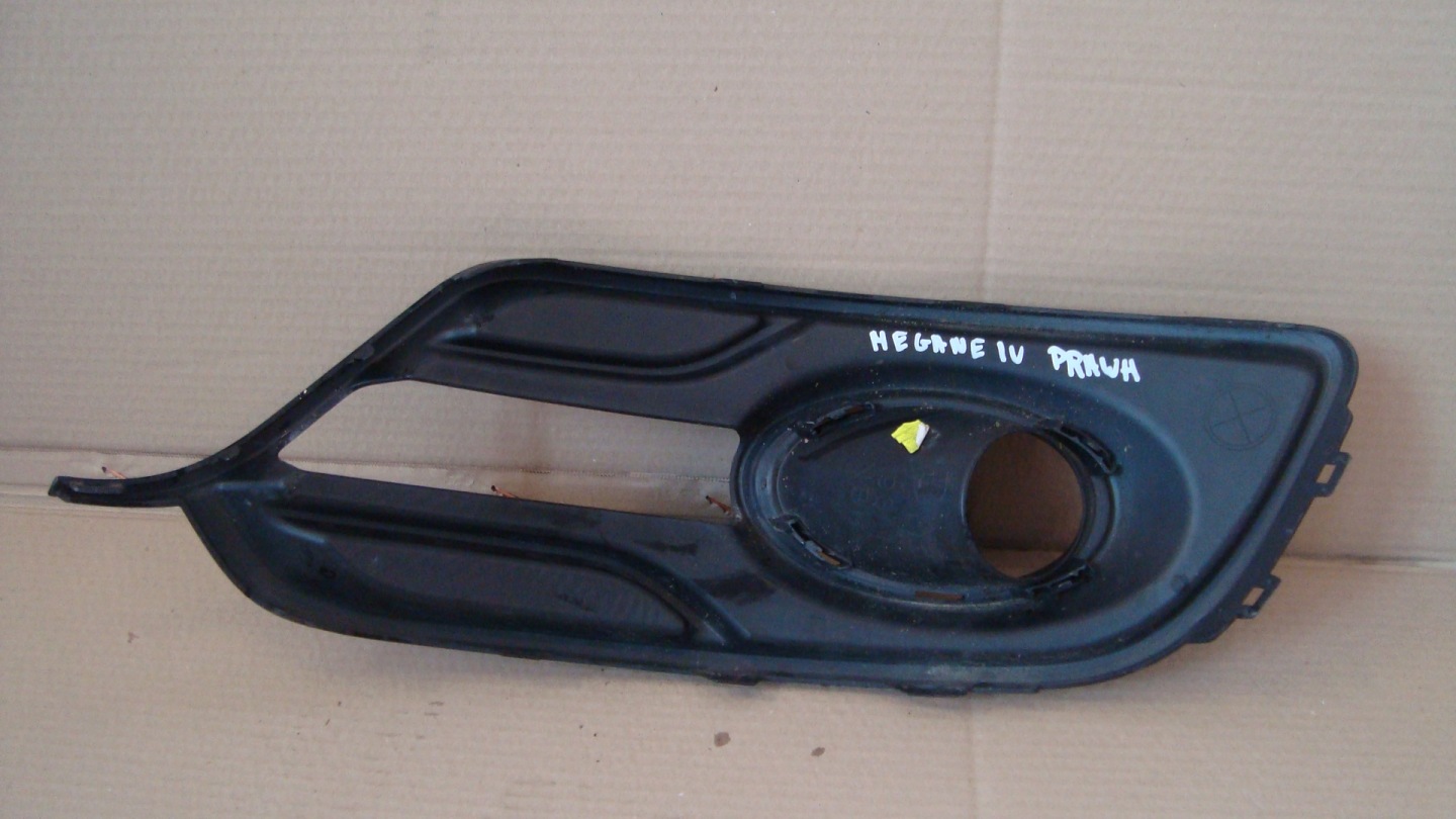 grid of a bumper right RENAULT MEGANE III IV 13