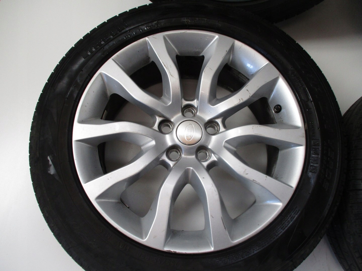 wheels discs tyres Range Rover Sport R20 6MM MS