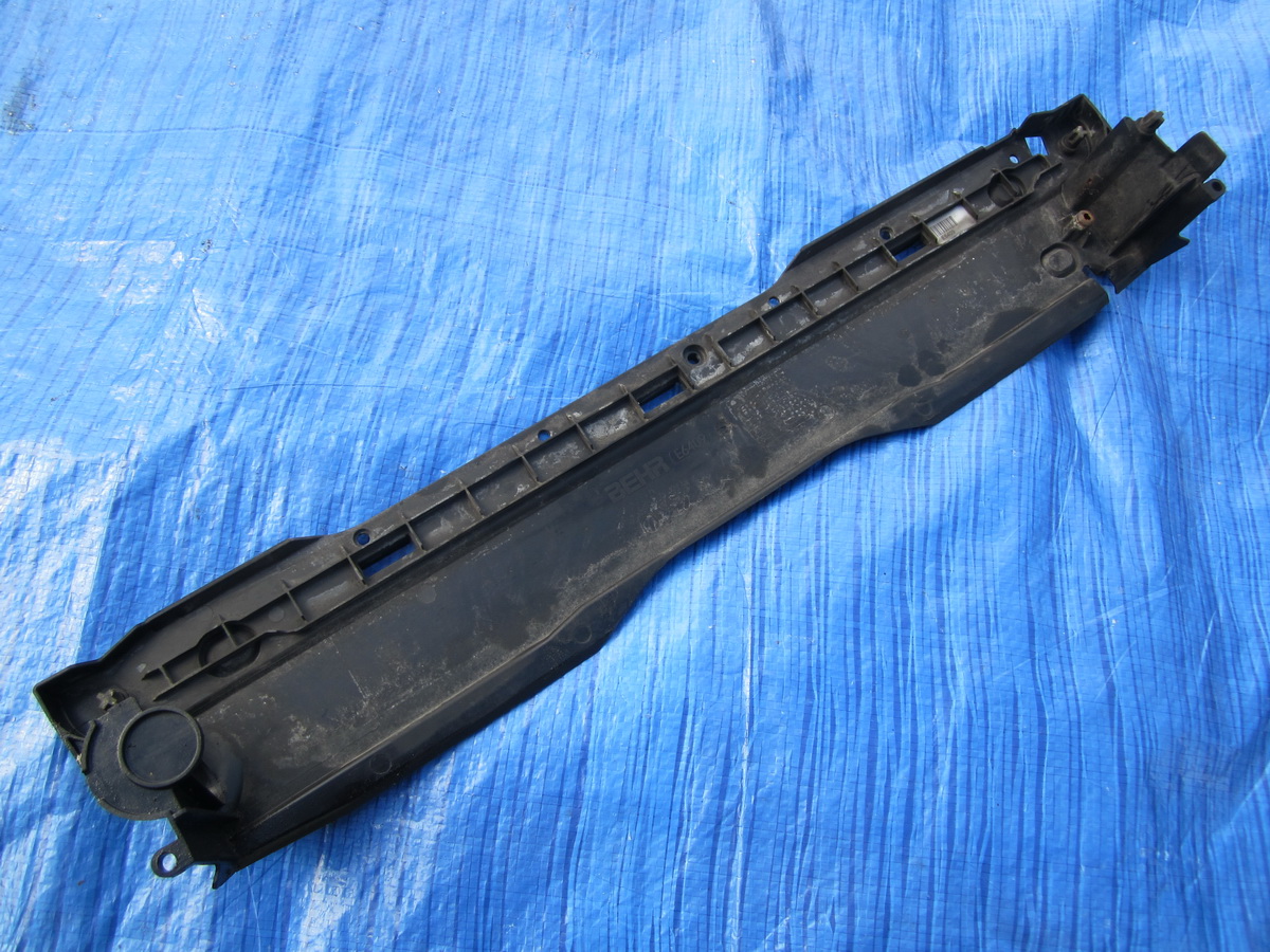 obal chladiče BMW E65 E66 760Li 6.0 V12 Lift