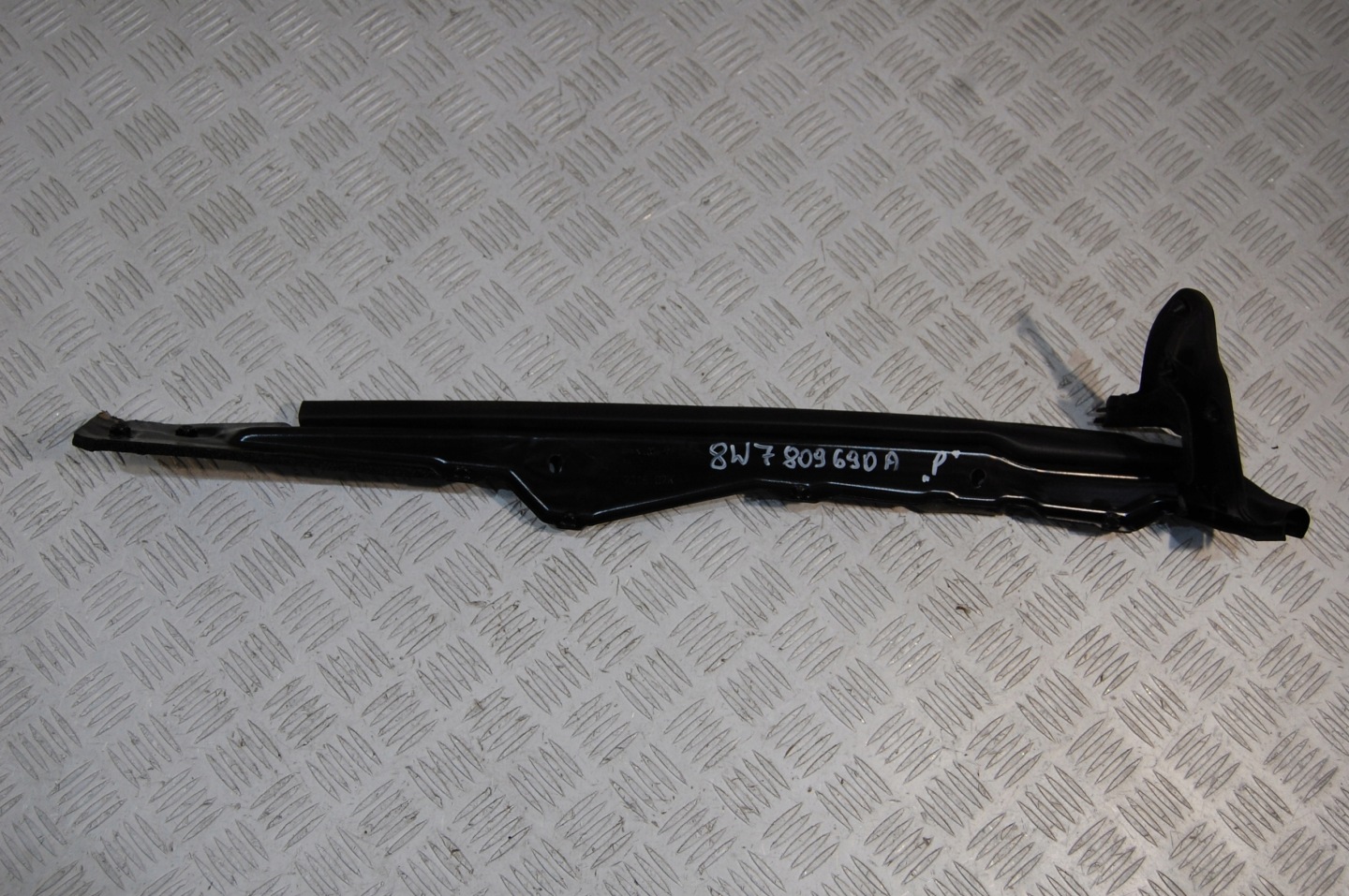ELEMENT PODNOSNIKA windows right AUDI A5 F5 8W7