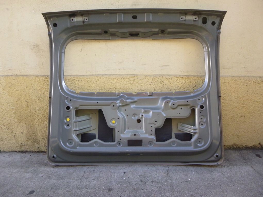 KIA SOUL boot doors boot