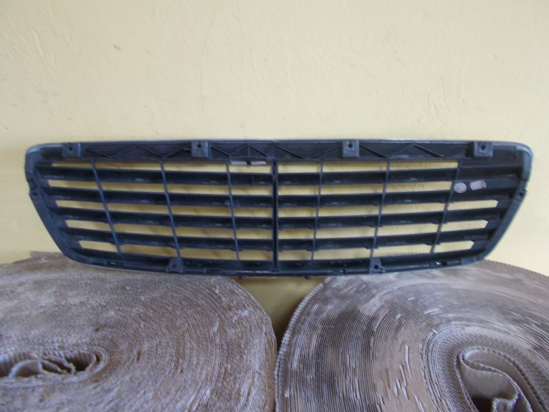GRILLE MERCEDES MB E KLASA W211