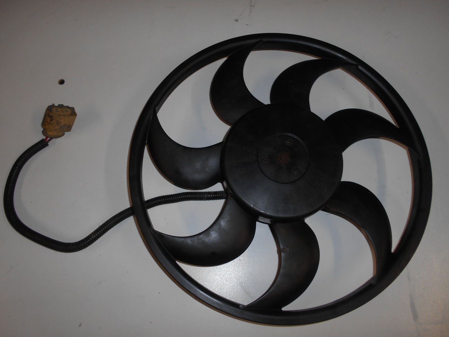 ventilátor chladiče VW T5 2.5 TDI 7H0