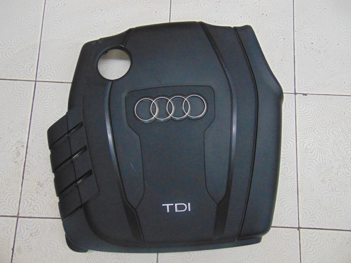 fedél motorfedél AUDI A5 8T0 2.0TDI