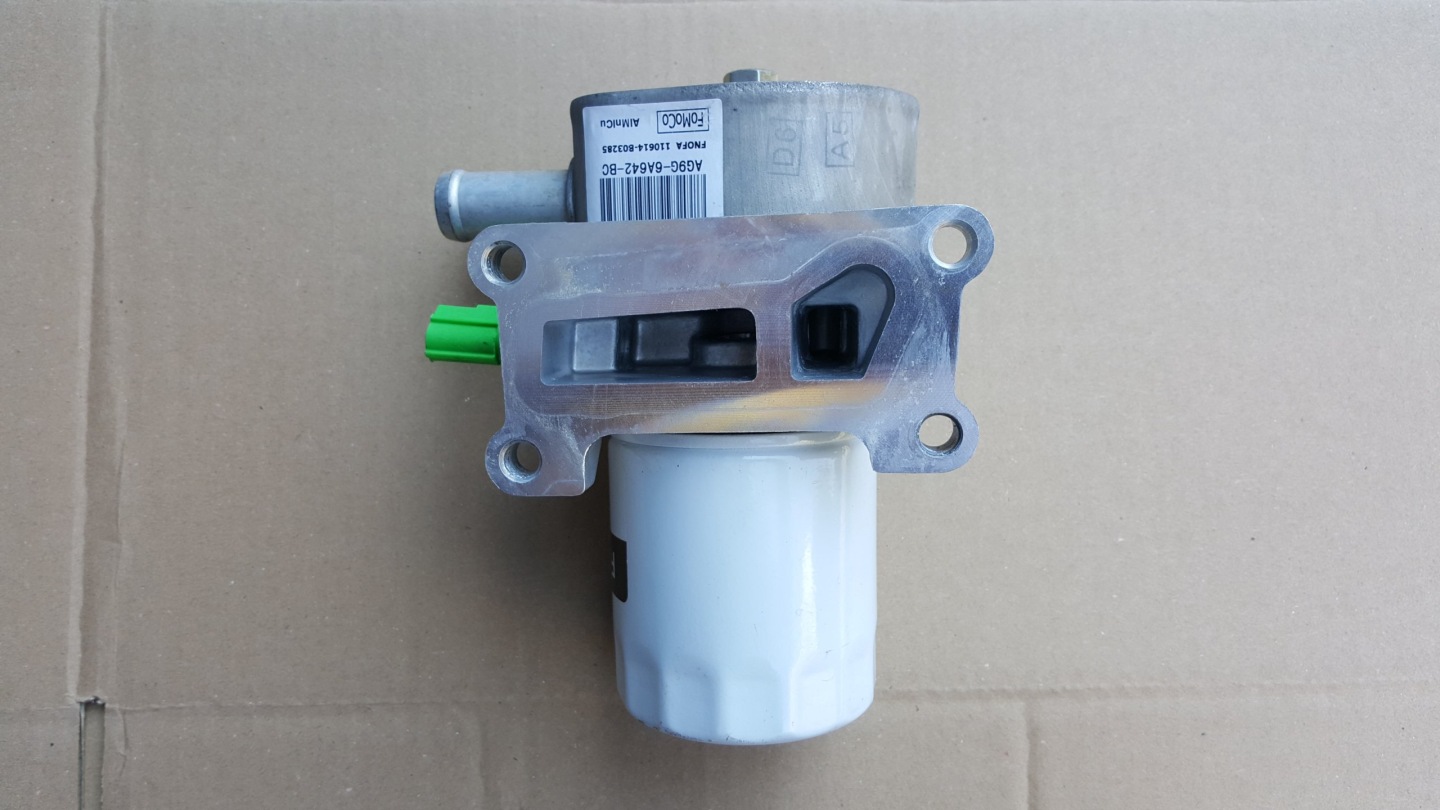 RANGE ROVER EVOQUE 2.0 ECOBOOST oil cooler filter holder