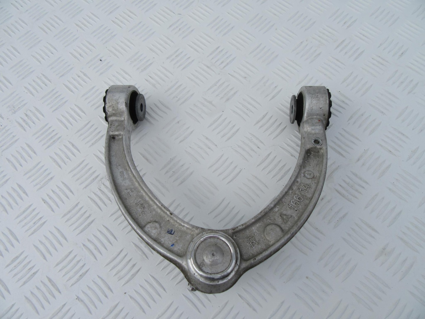 MERCEDES ML 166 arm upper right front