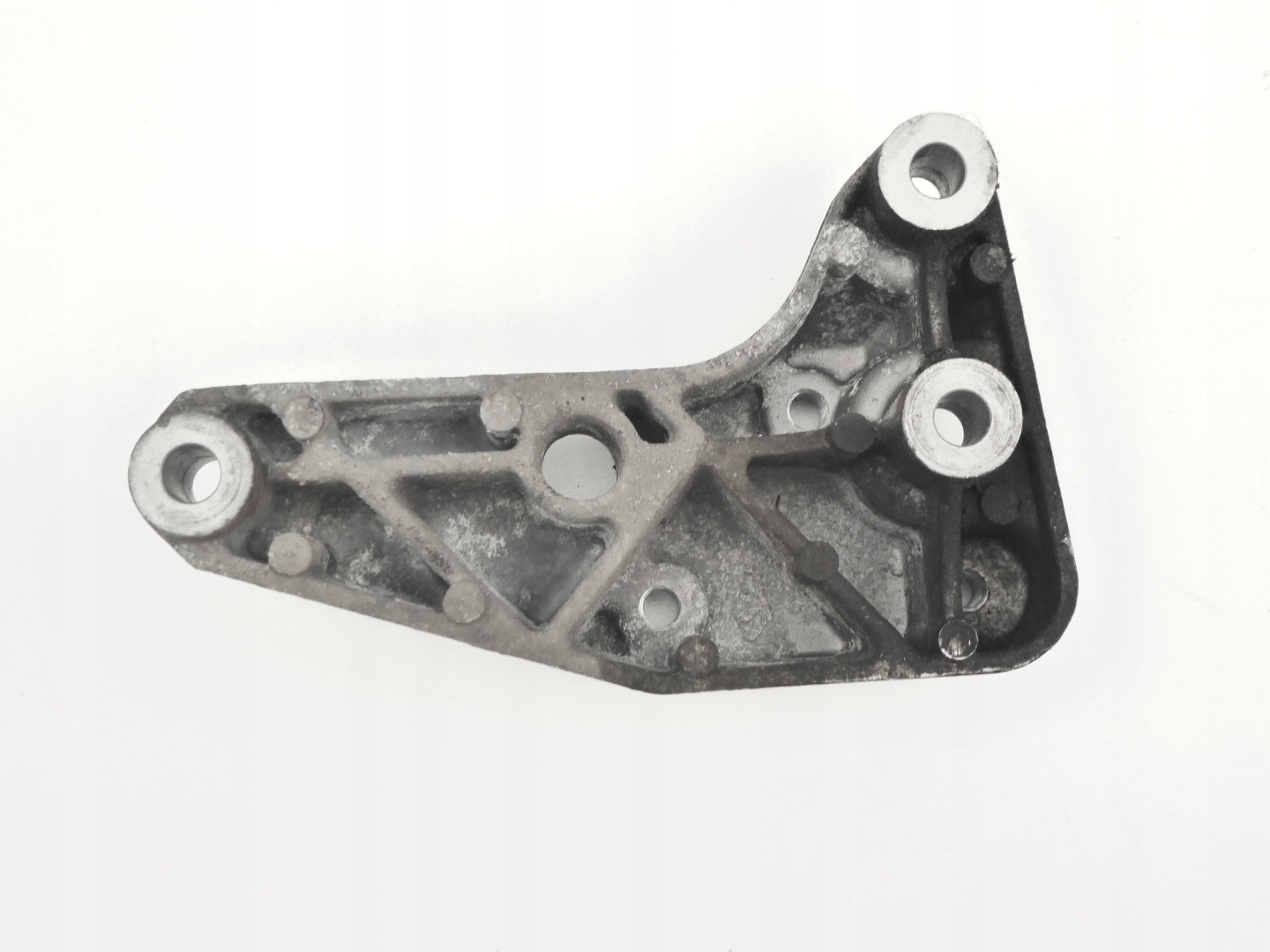 support 90575142 OPEL MERIVA B 1.4 TURBO